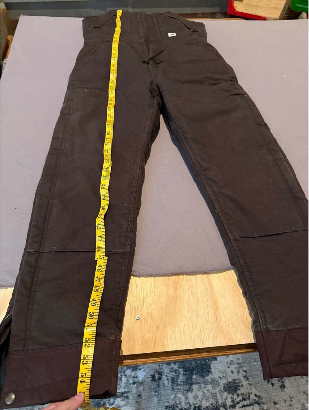 Carhartt Brown Insulated Loose Fit Duck Bib Overalls – Men’s Medium